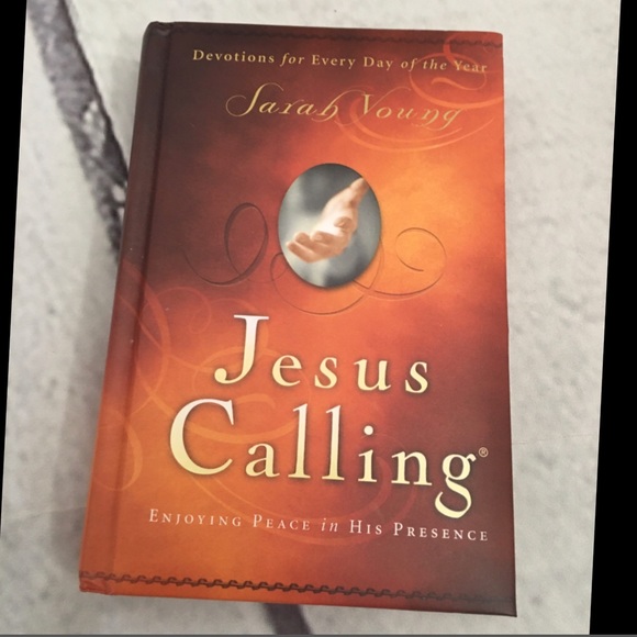 Jesus Calling Daily Devotional Hardcover Book - Picture 1 of 5